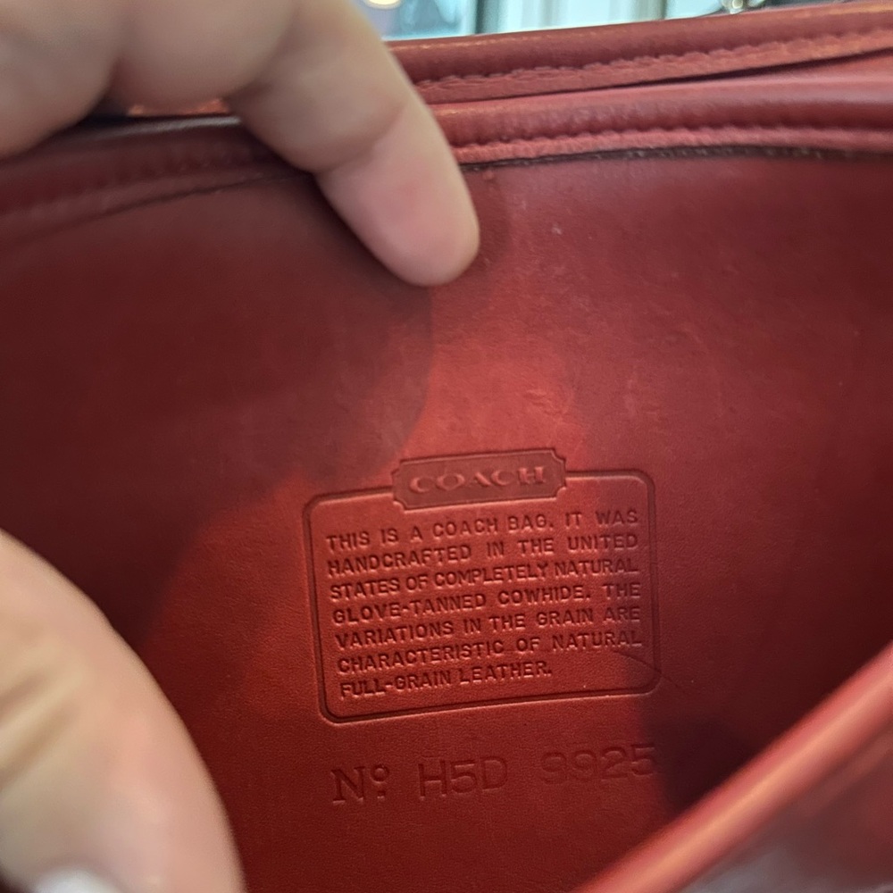 Vintage Coach Carnival Red Leather Crossbody Bag - Picture 6 of 7